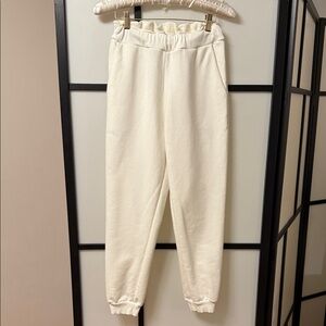Mari Leeva Collection Cream Paperbag Waist Joggers | Cotton Blend | Size S